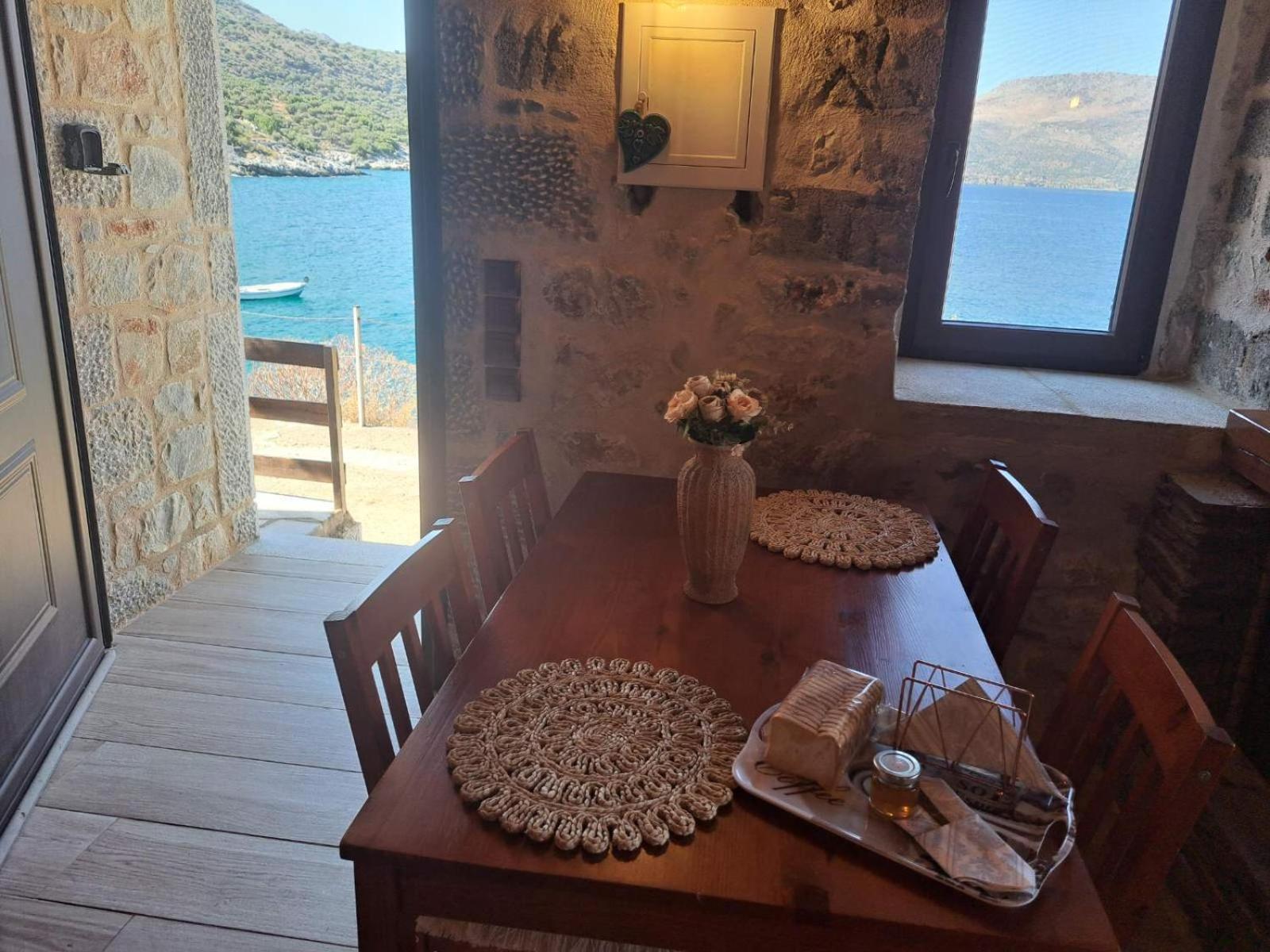 Villa Lagkadaki Sea View Argilia Eksteriør billede